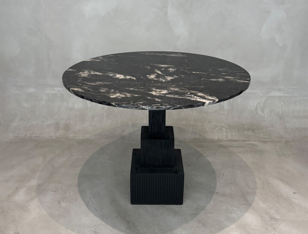 MESA COMEDOR NIDO (Sale)